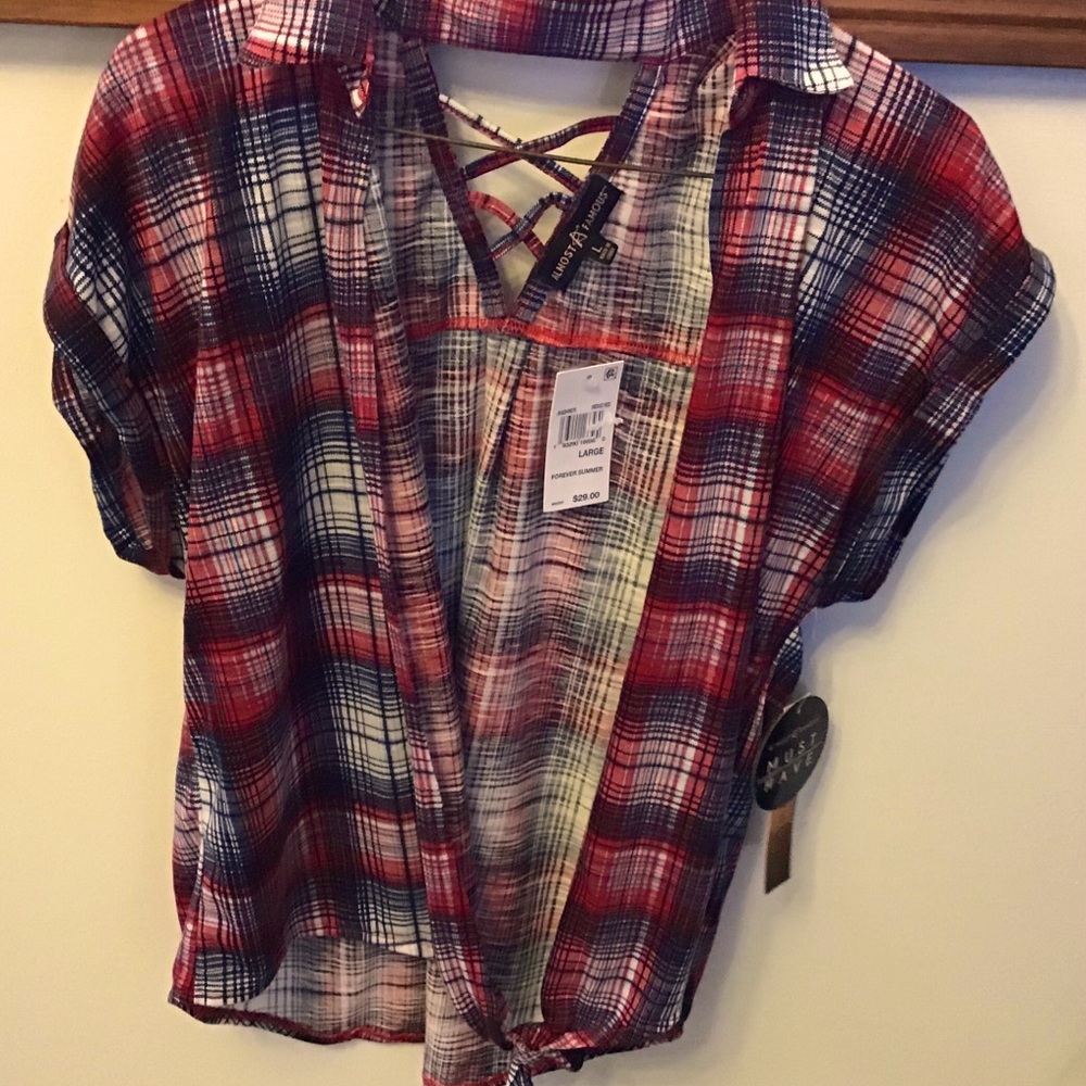 Short sleeve top